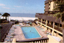 Pool - Vacation Timeshare - Commodore Beach Club - Madeira Beach Florida